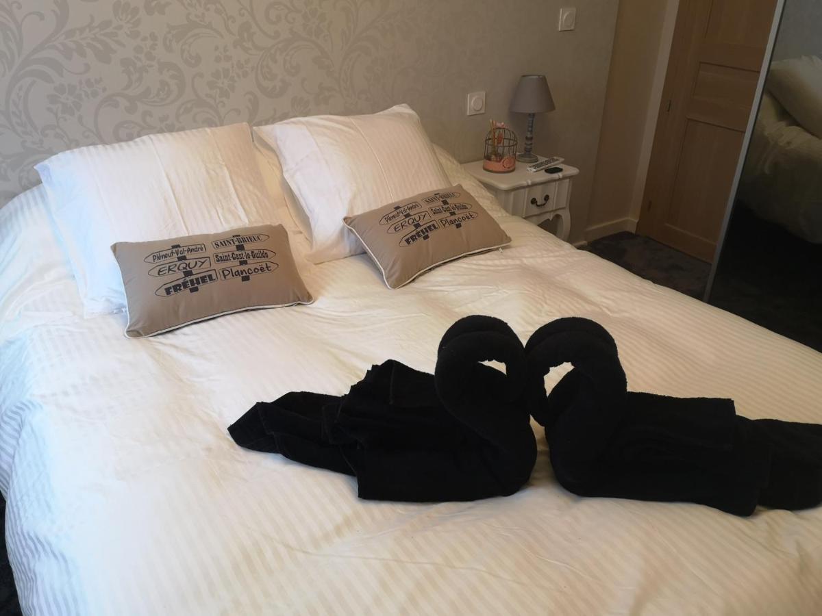 Appartement Chez Bernadette à 50m de la plage Saint-Cast-le-Guildo Esterno foto